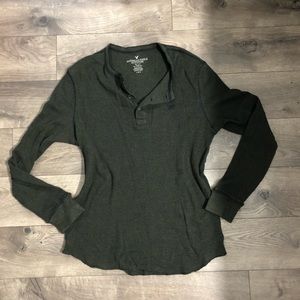 Olive green AE long sleeve